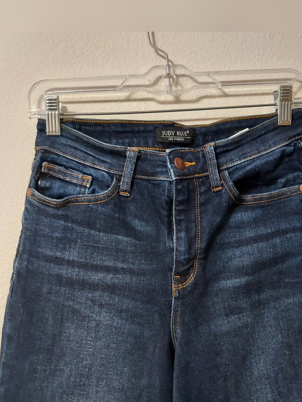 Judy Blue Dark Wash Wide Leg Cropped Raw Hem Size 3/26 - Picture 2 of 10